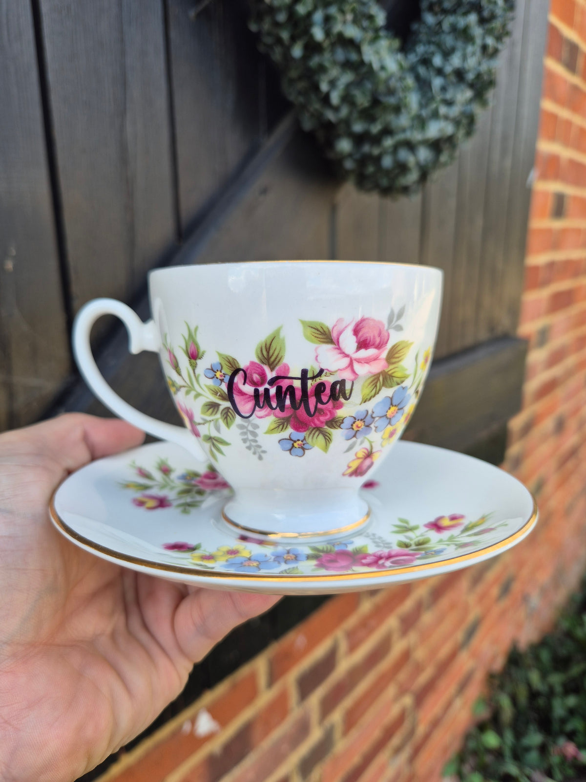 Cuntea cup and saucer