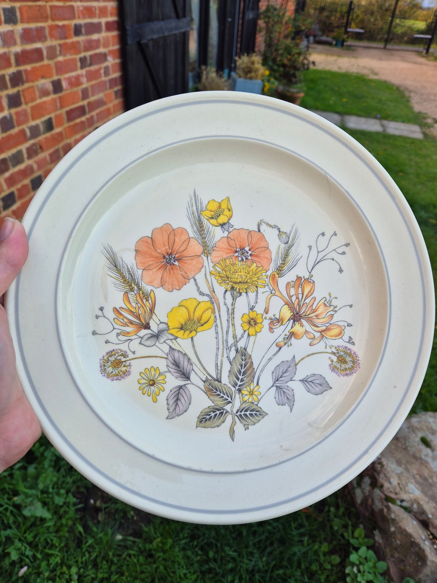 Floral plate