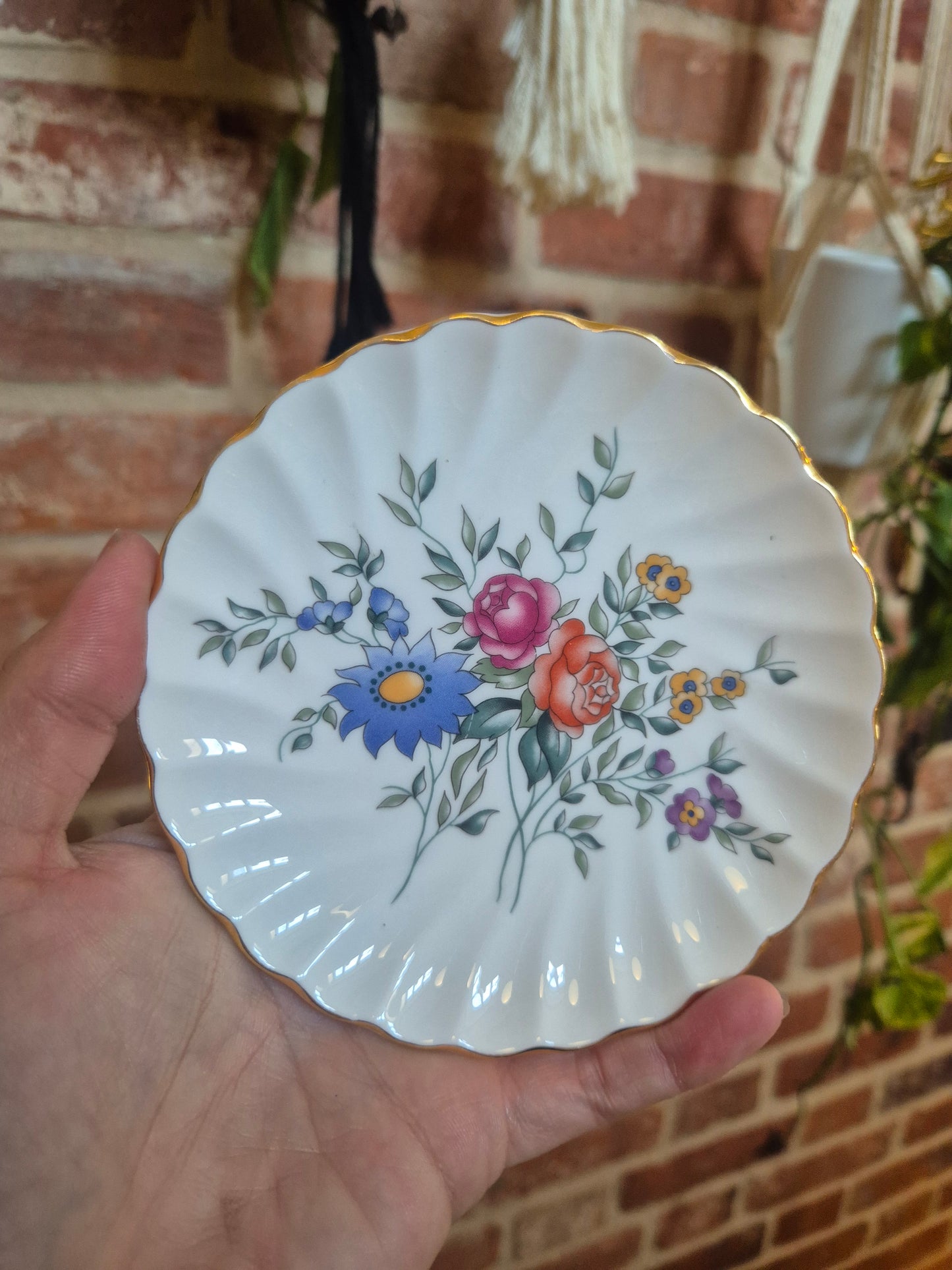 Small floral plate