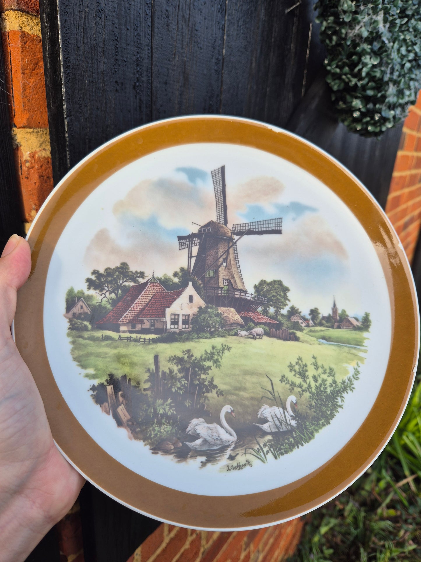 Countryside scene plate