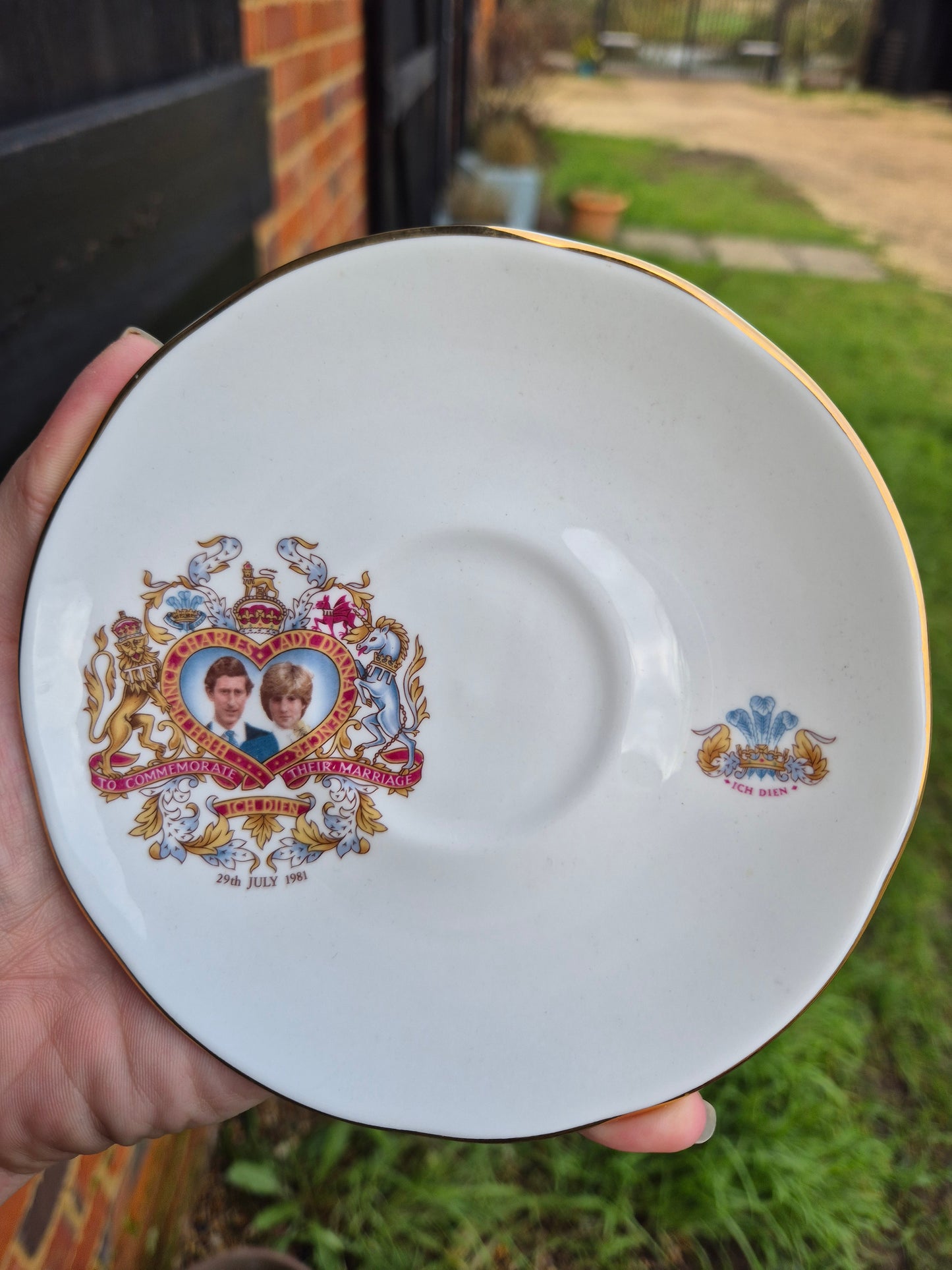 Charles and Diana saucer