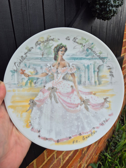 Elegant lady plate