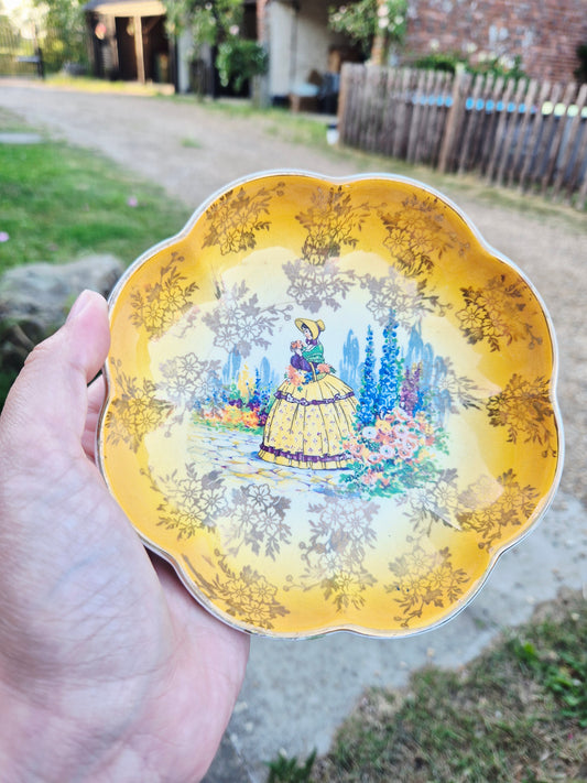 Small florals lady trinket dish