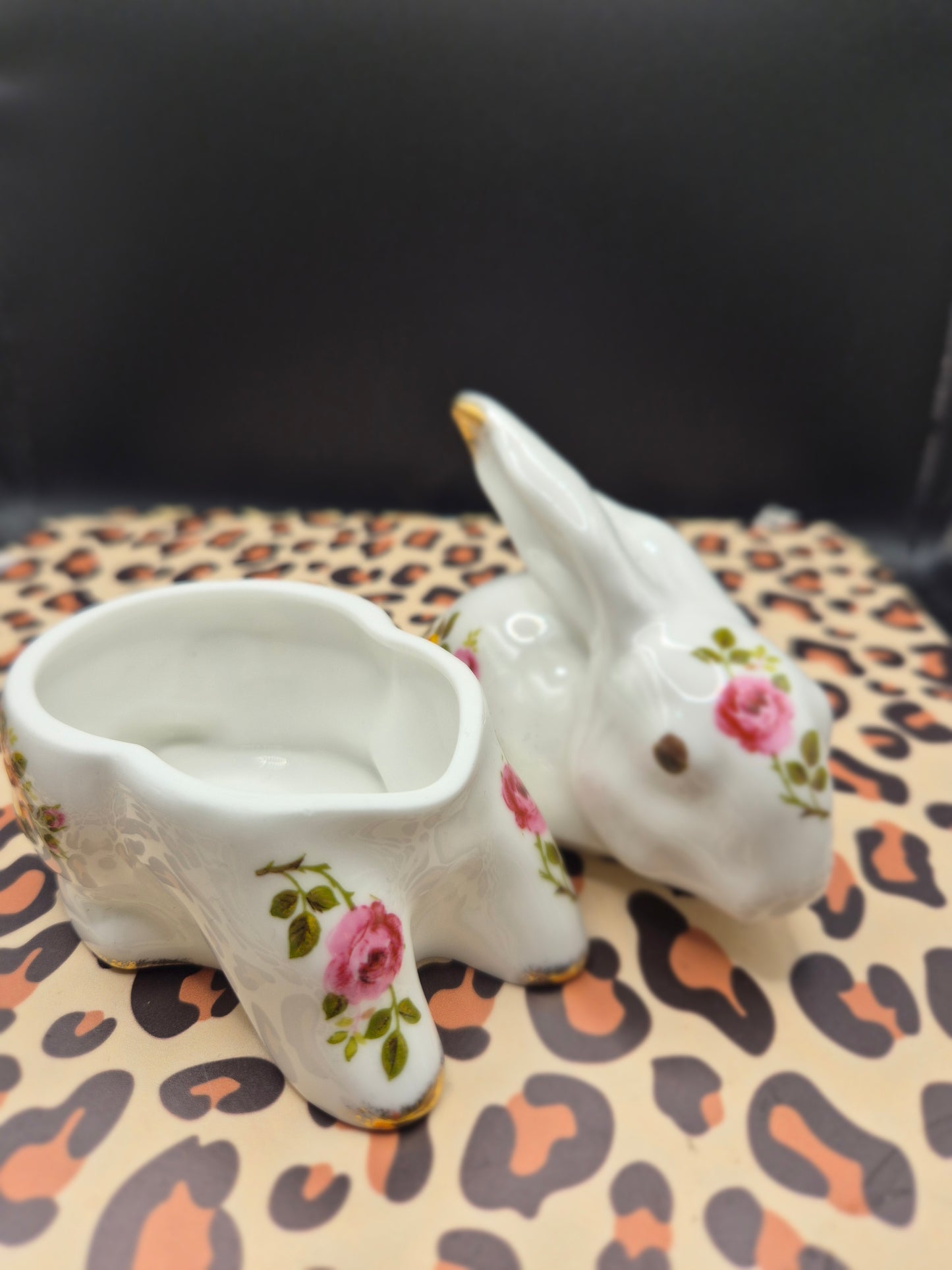 Bunny trinket pot