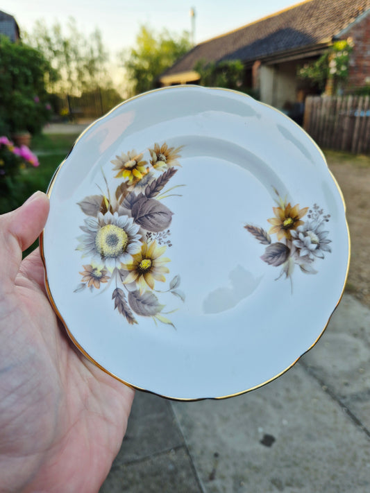 Floral side plate