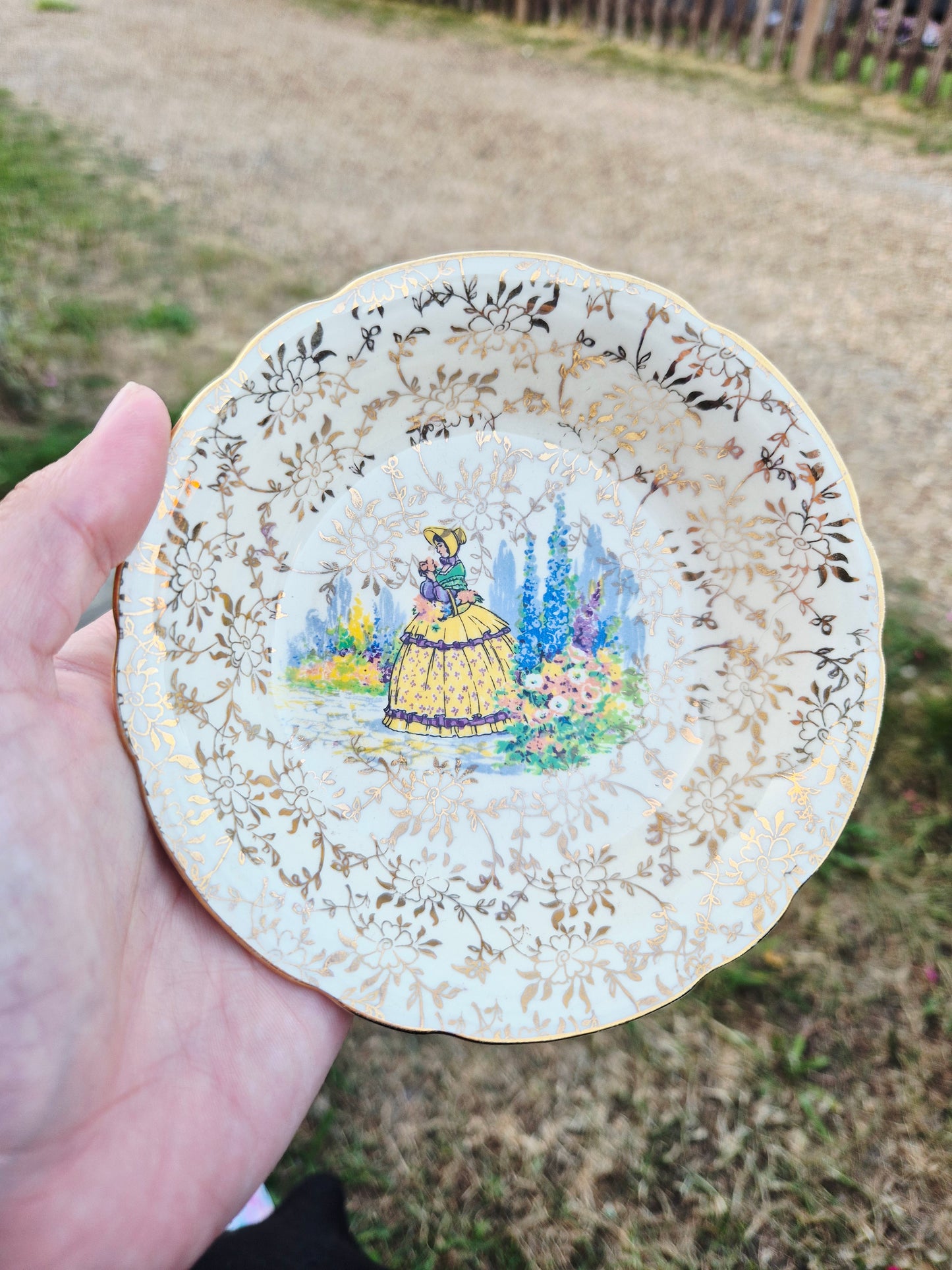 Small trinket dish lady with flowers