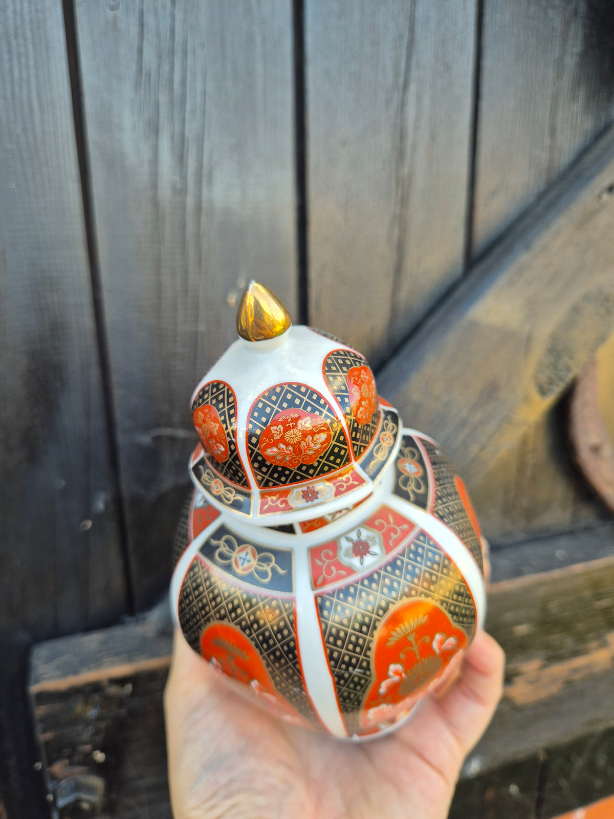 Red and black vintage urn custom