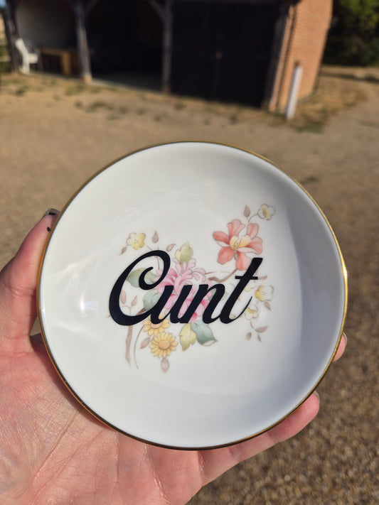 Cunt small plate