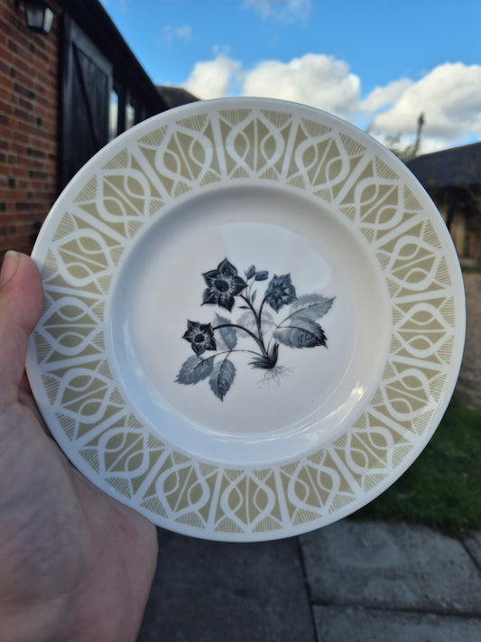 Floral side plate