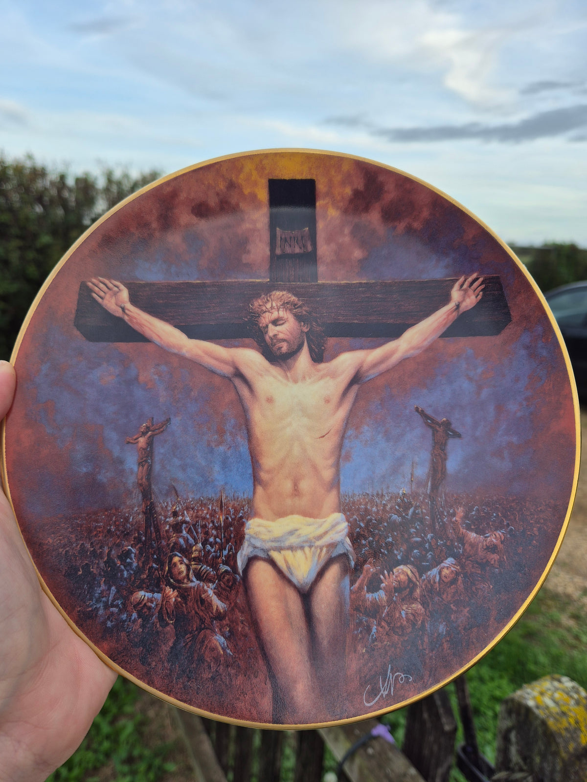 Jesus on the cross plate