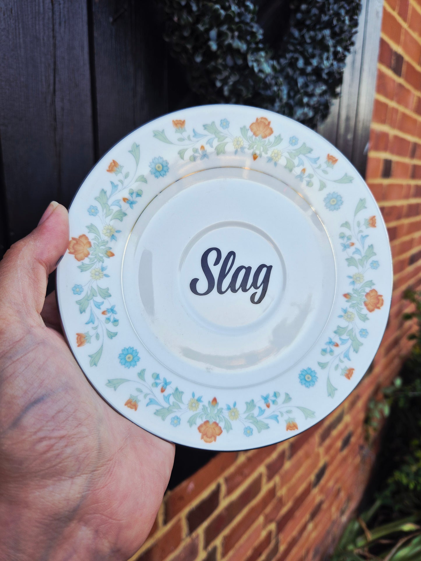 Slag saucer