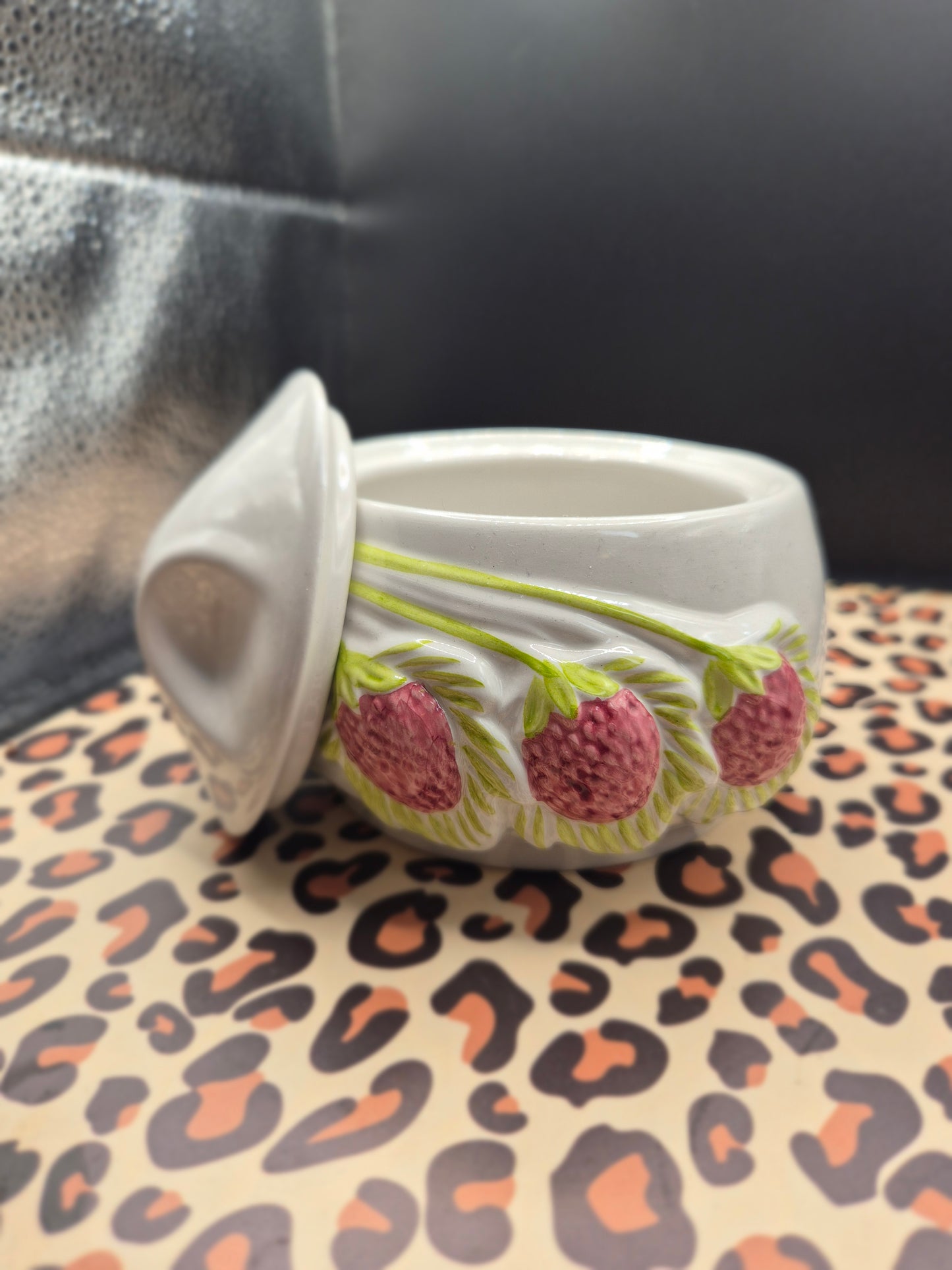 Strawberry pot